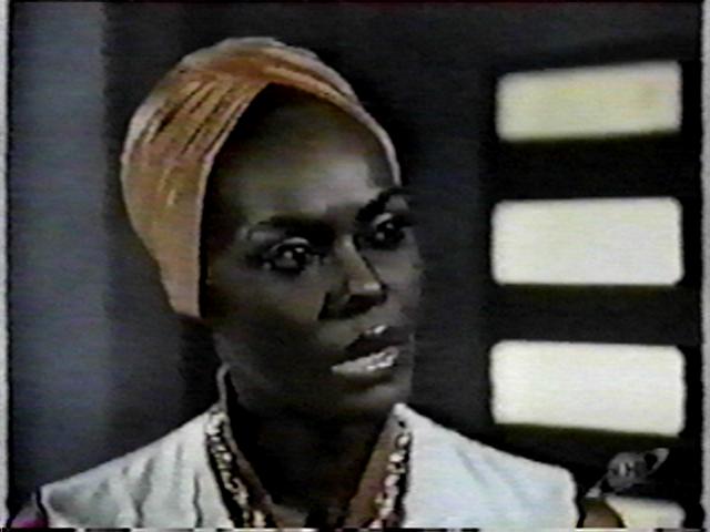 Tamara Dobson as  Samantha